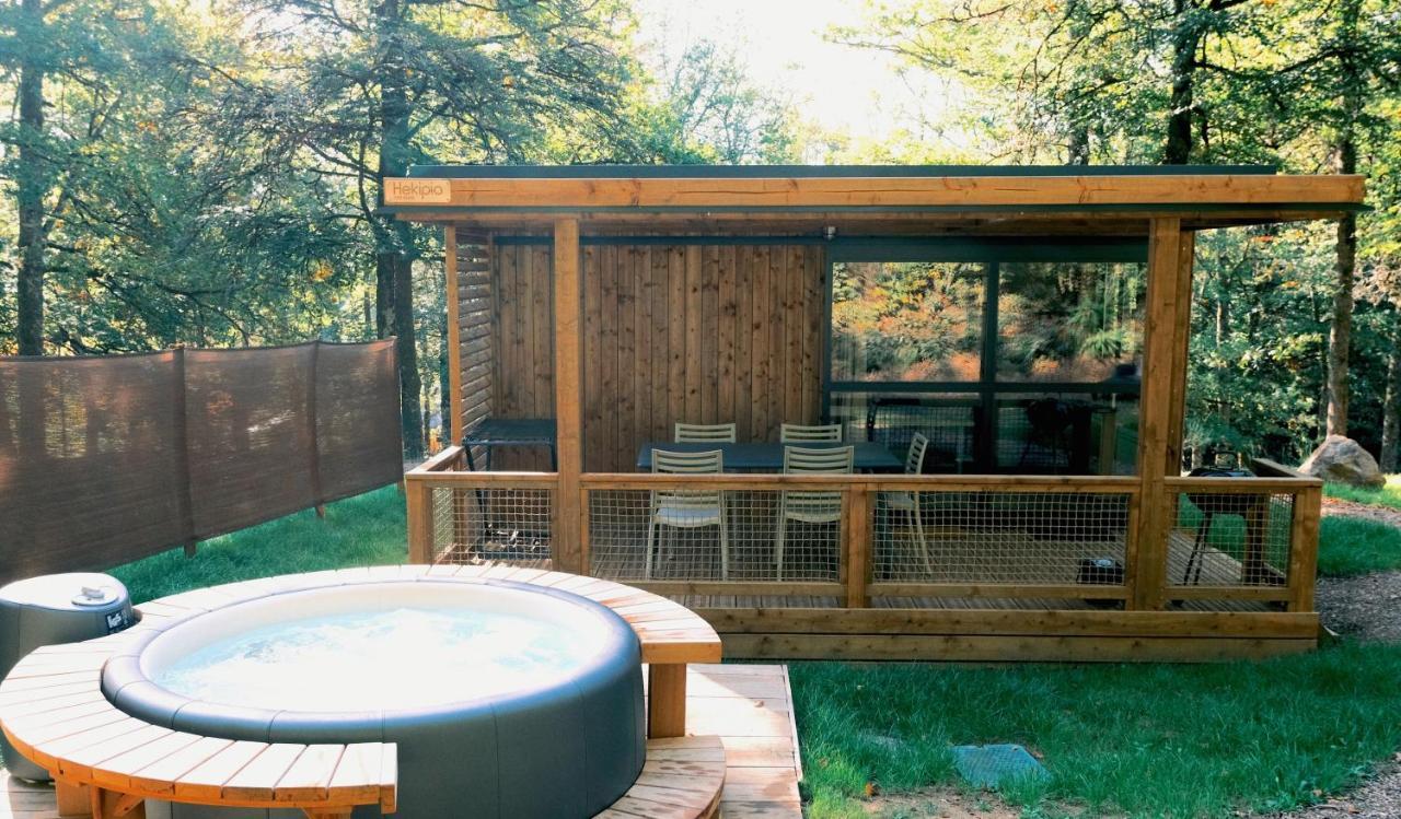Lodge Avec Spa Privatif - Foret Et Lac Liginiac Екстериор снимка