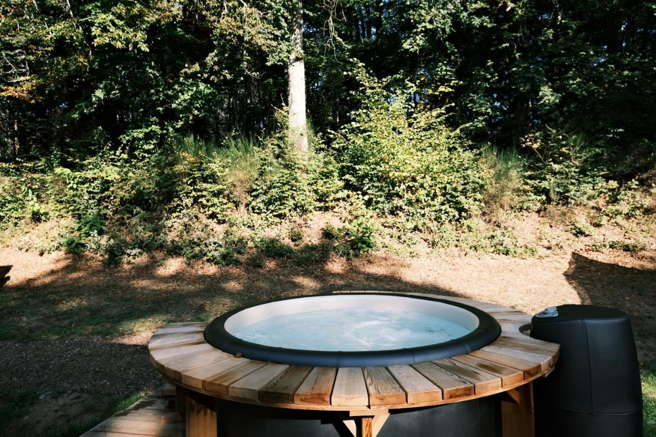 Lodge Avec Spa Privatif - Foret Et Lac Liginiac Екстериор снимка