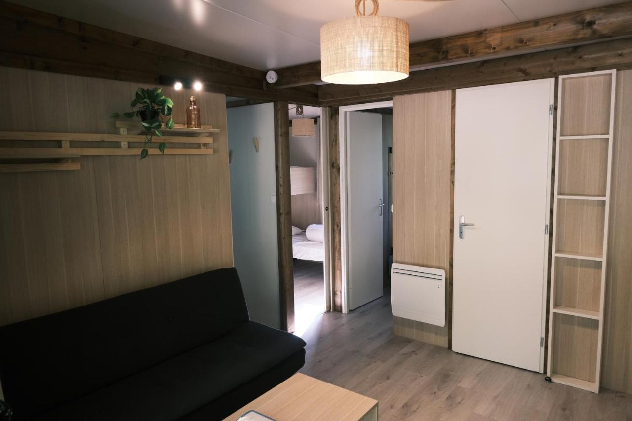 Lodge Avec Spa Privatif - Foret Et Lac Liginiac Екстериор снимка