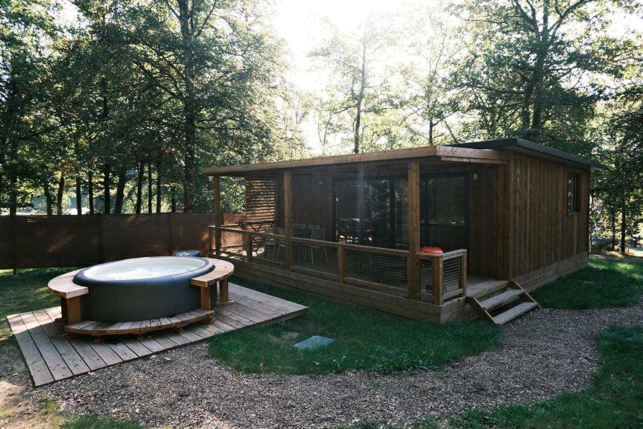 Lodge Avec Spa Privatif - Foret Et Lac Liginiac Екстериор снимка