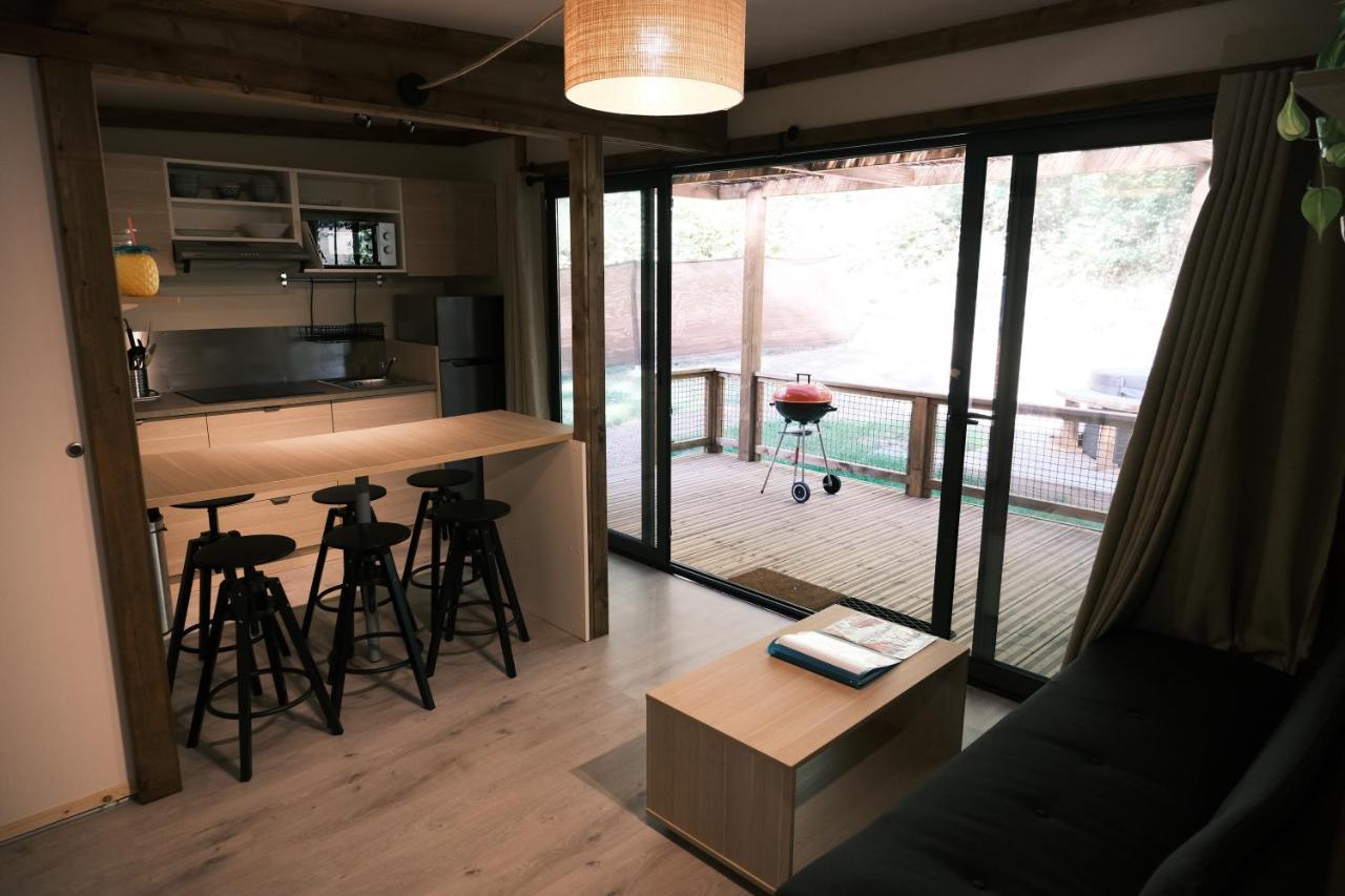 Lodge Avec Spa Privatif - Foret Et Lac Liginiac Екстериор снимка