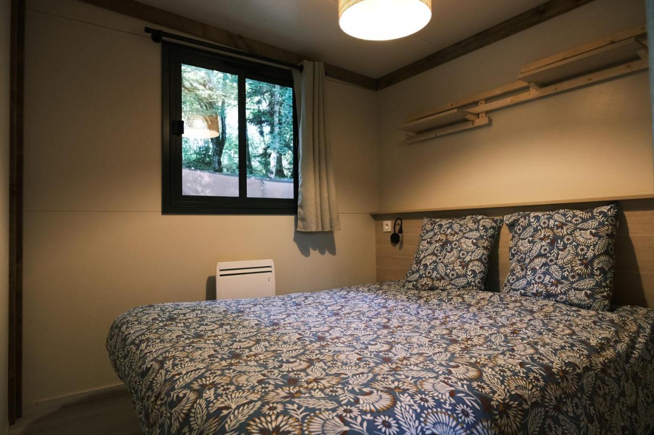 Lodge Avec Spa Privatif - Foret Et Lac Liginiac Екстериор снимка